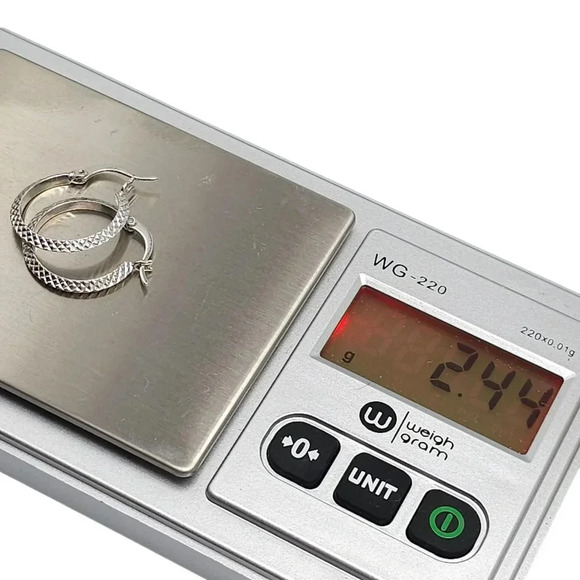 ATI BR TH Diamond-Cut Round Hoop Earrings Silver Tone Vintage - Picture 5 of 6